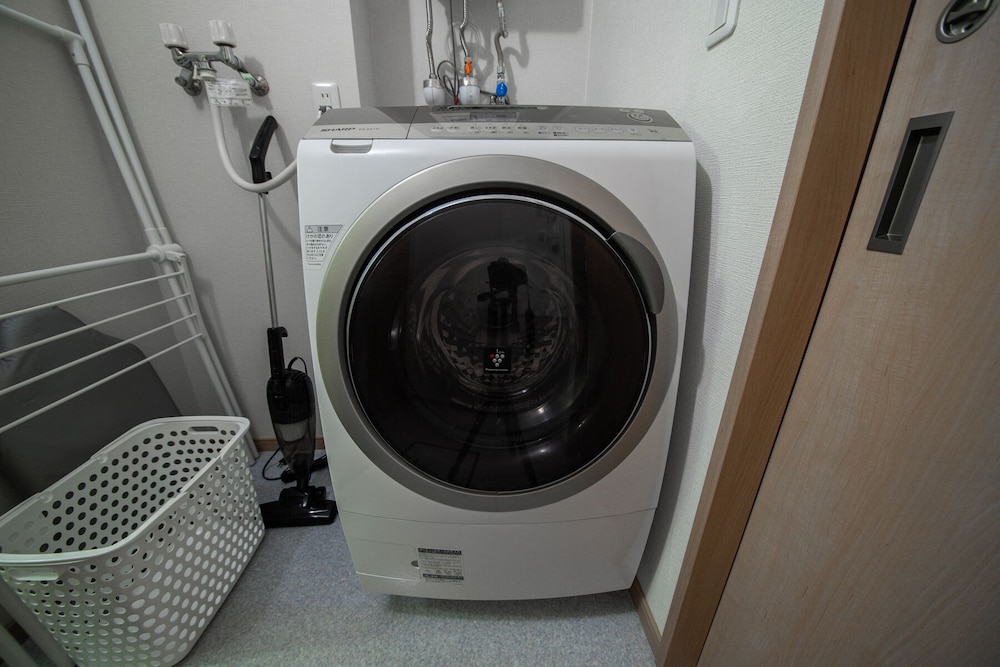 Basic Apartment photo 3