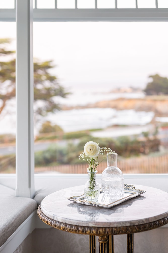 Superior Room, 1 King Bed, Ocean View photo 2