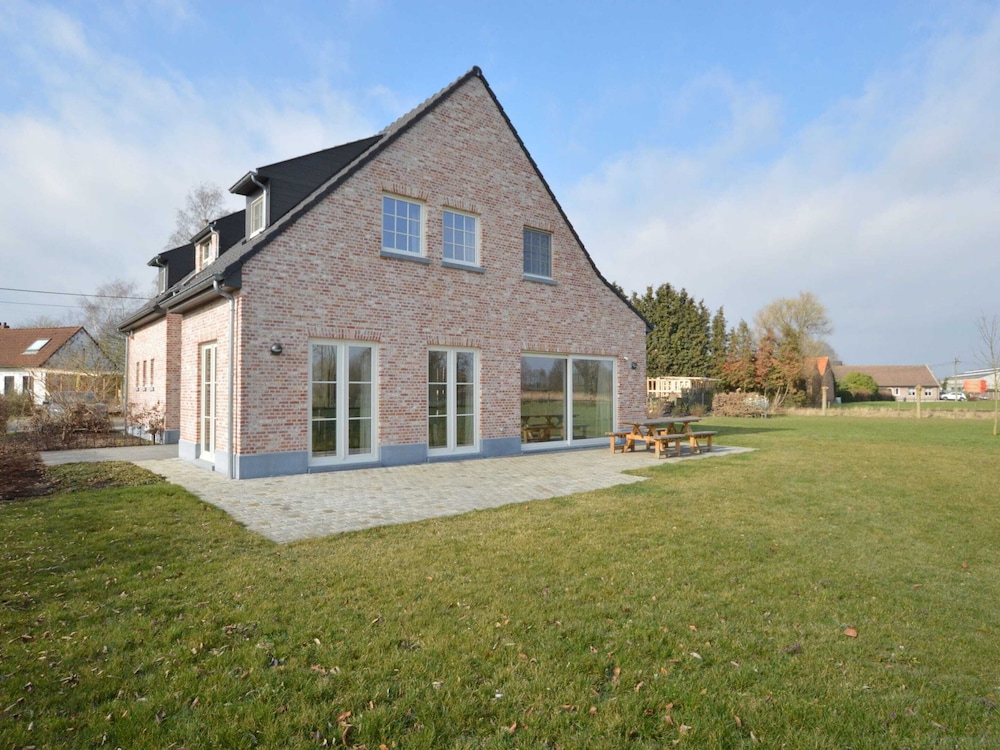 House photo 1