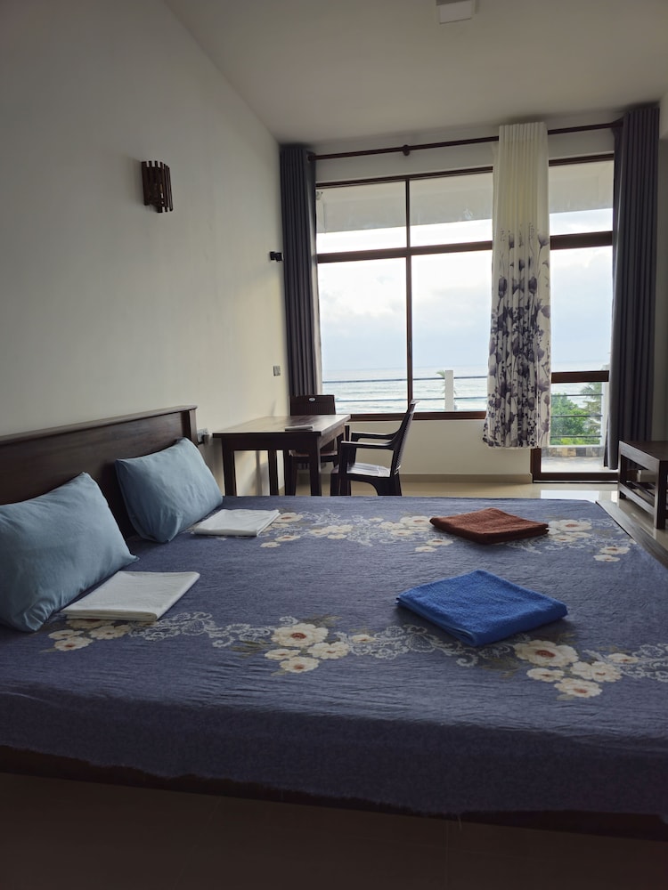 Deluxe Double Room, 1 Queen Bed, Sea View