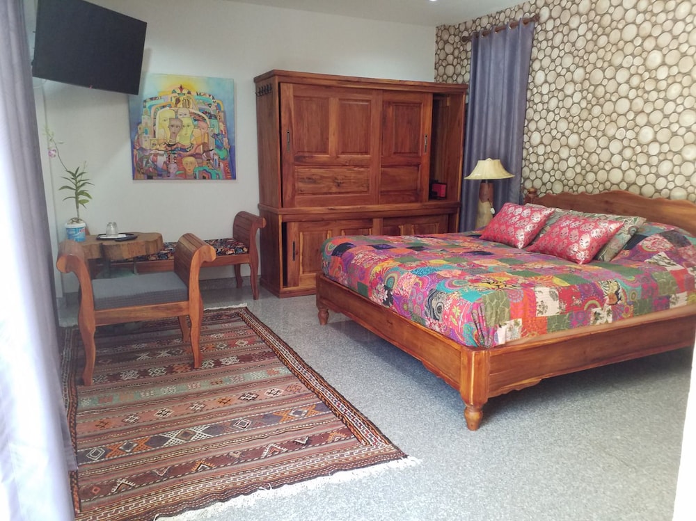 Exclusive Bungalow, 1 King Bed, Accessible photo 2