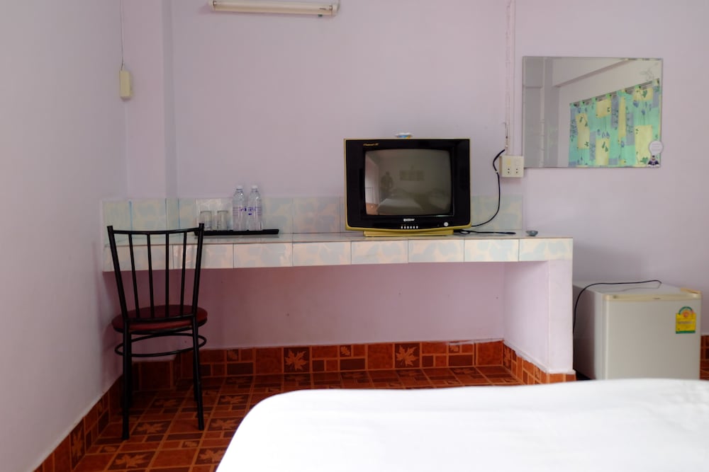Standard Room with Air Conditioned photo 3