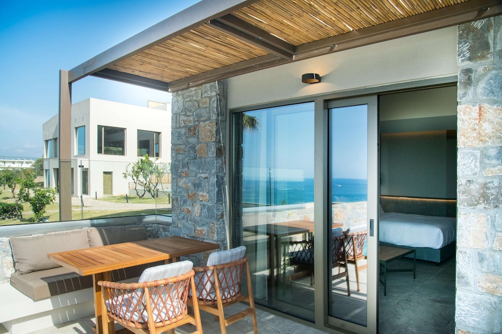 Classic Room Sea View Private Pool - Photo 25