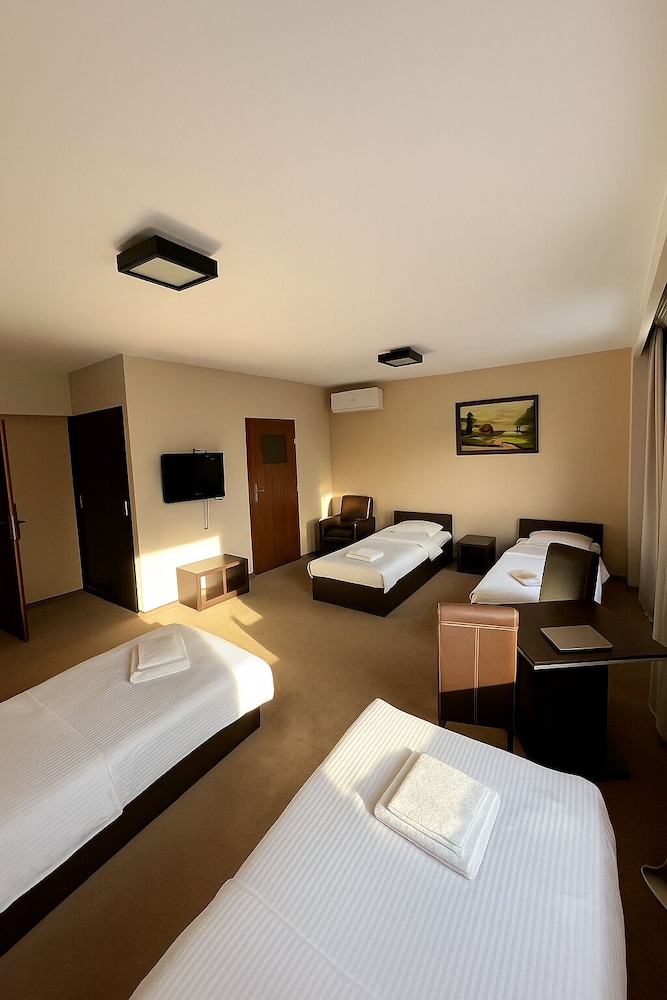 Quadruple Room photo 2