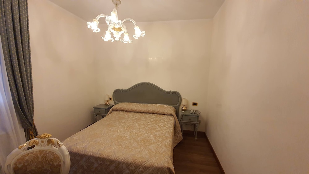 Double Room Single Use