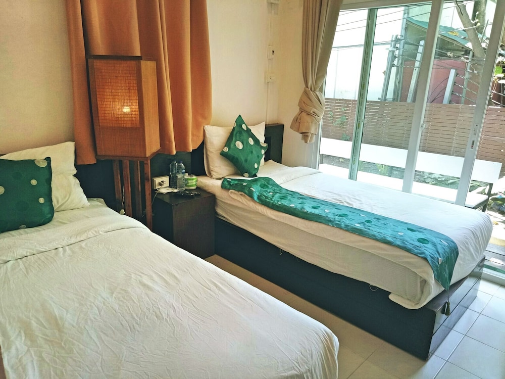 Standard Twin Room photo 3
