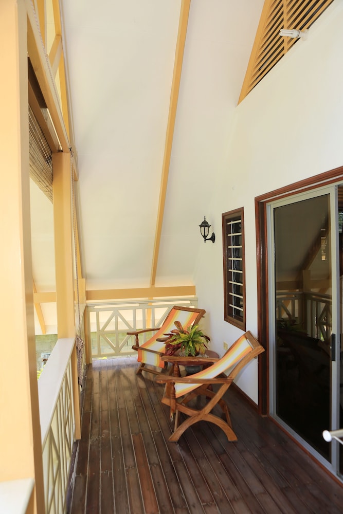 Deluxe Bungalow, Garden View photo 3