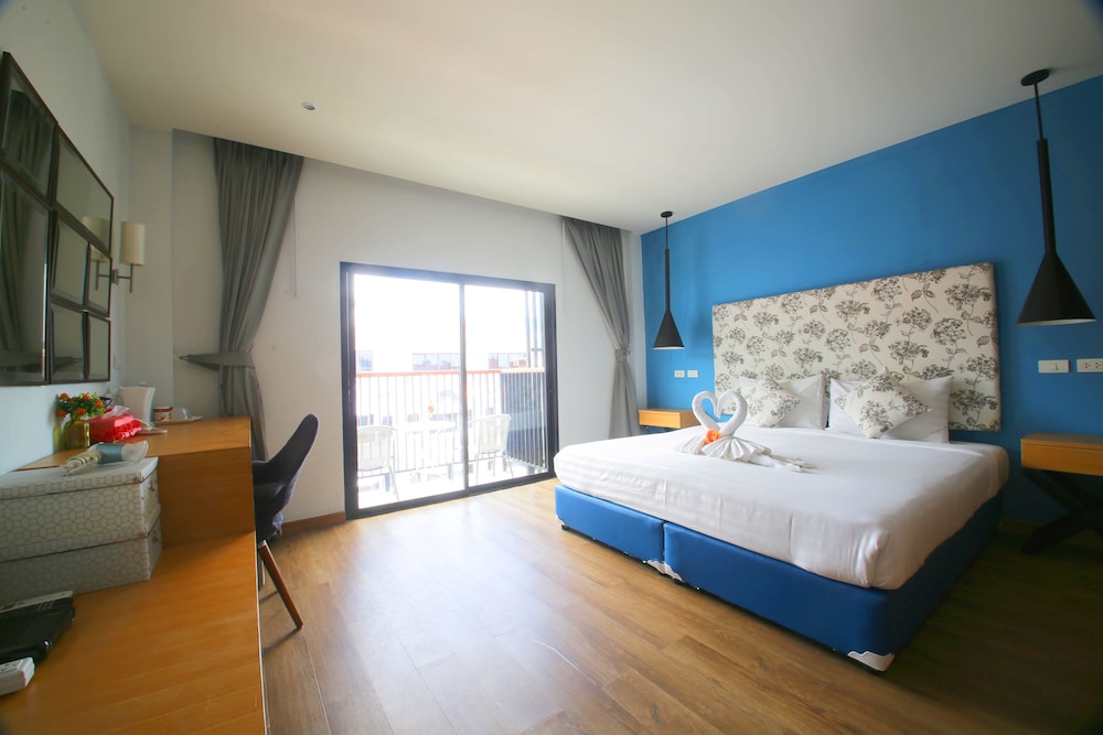 Deluxe Double Room With Balcony photo 1
