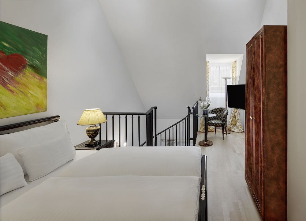 Signature Double Room - Photo 6