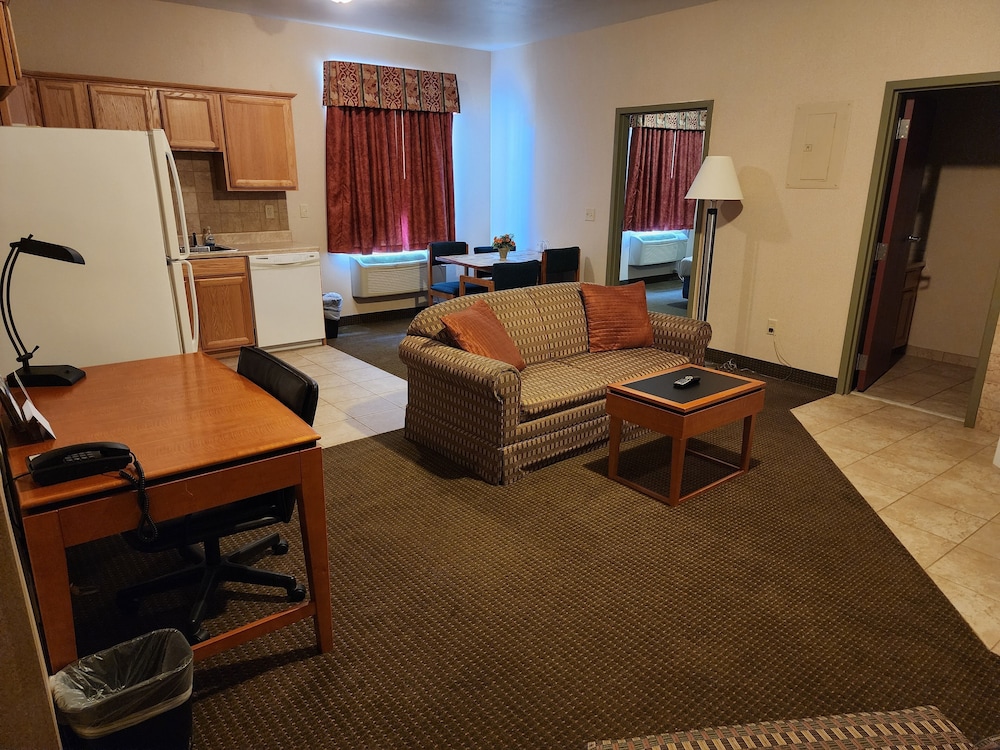 Suite, 1 King Bed with Sofa bed, Non Smoking, Jetted Tub