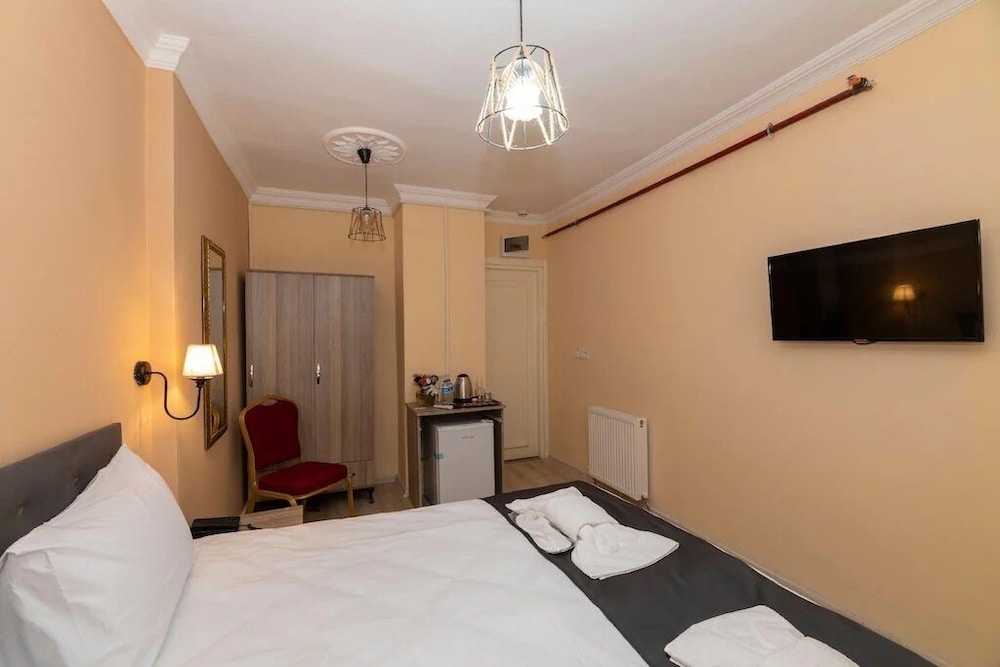 Standard Double Room photo 3