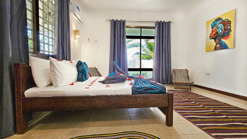 House, 2 Bedrooms, Ocean View, Beachfront