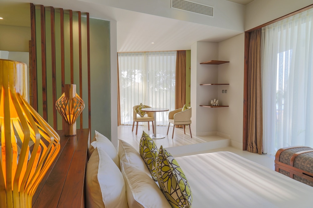 Family Room, 2 Bedrooms, Ocean View photo 2