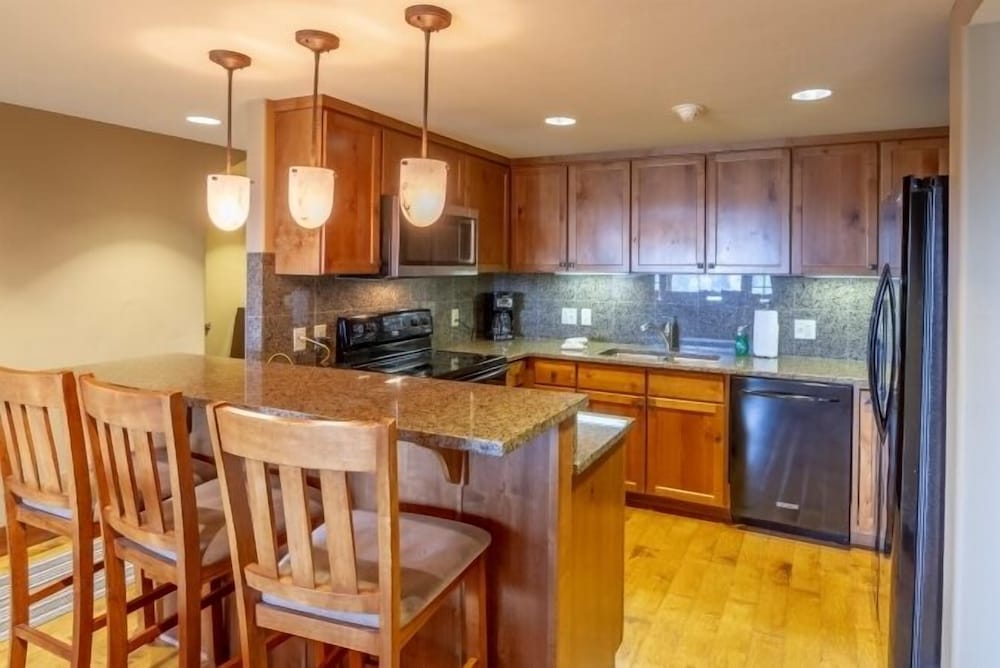 Apartment, 2 Double Beds (Two-Bedroom Deluxe Apartment)