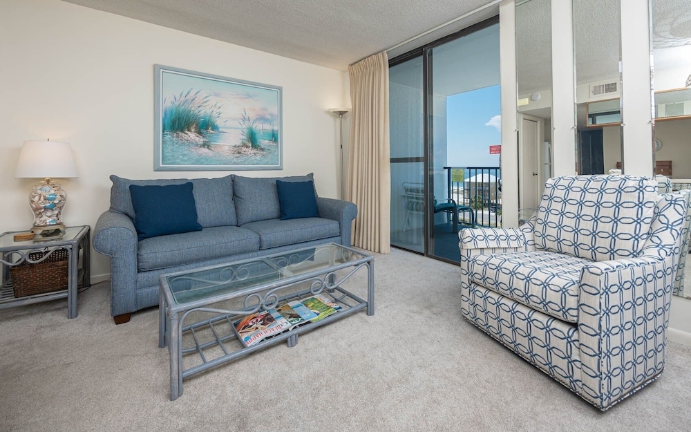 Condo, 1 Bedroom