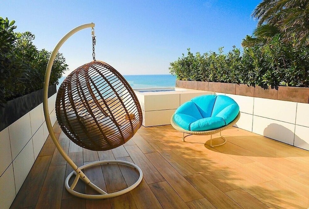 Junior Double Room, Beach View photo 2
