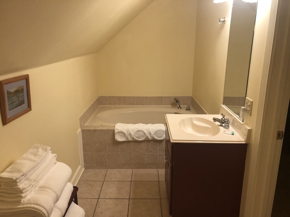 Room (Angler's Retreat) photo 2