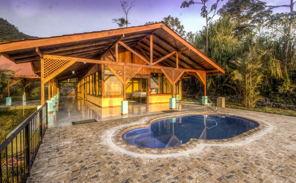 Villa, 3 habitaciones, piscina privada, vista a la montaña