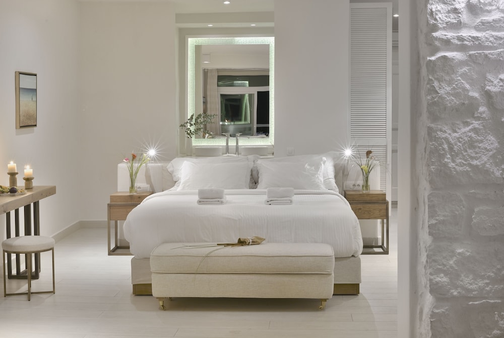 Coast Life Villa Suite, Three Bedrooms - Photo 4
