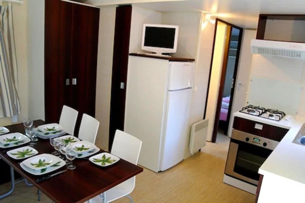 Mobile Home (Riviera Lodge) photo 3