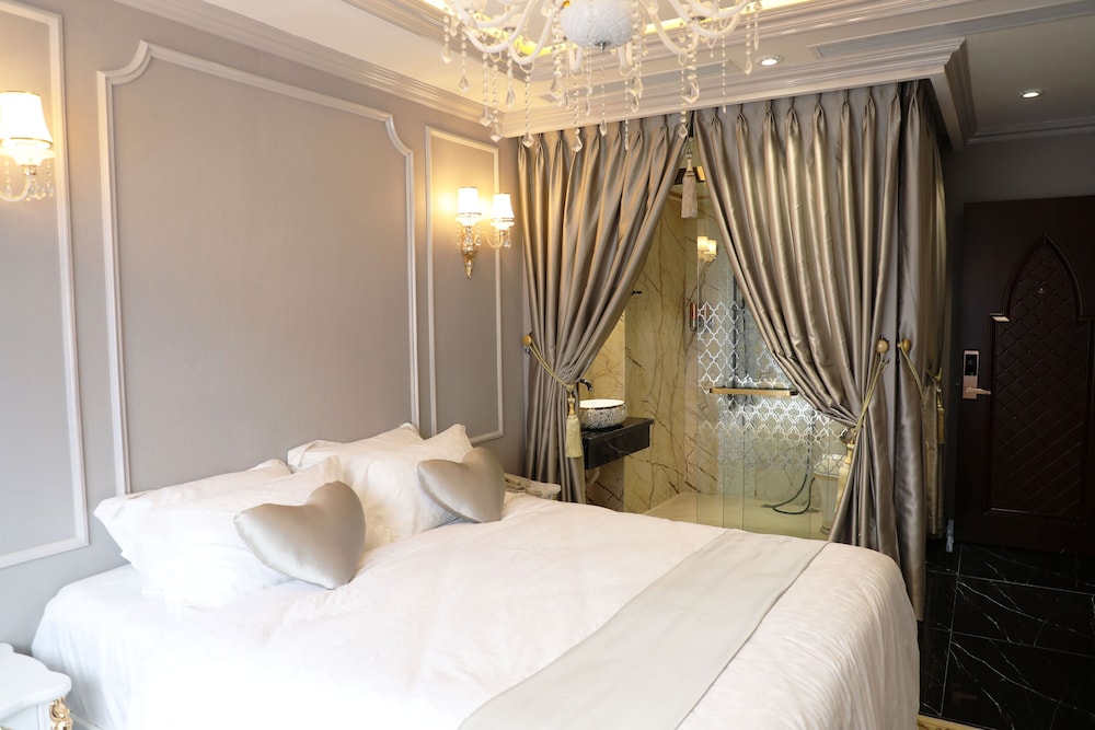 Superior Room, No Windows
