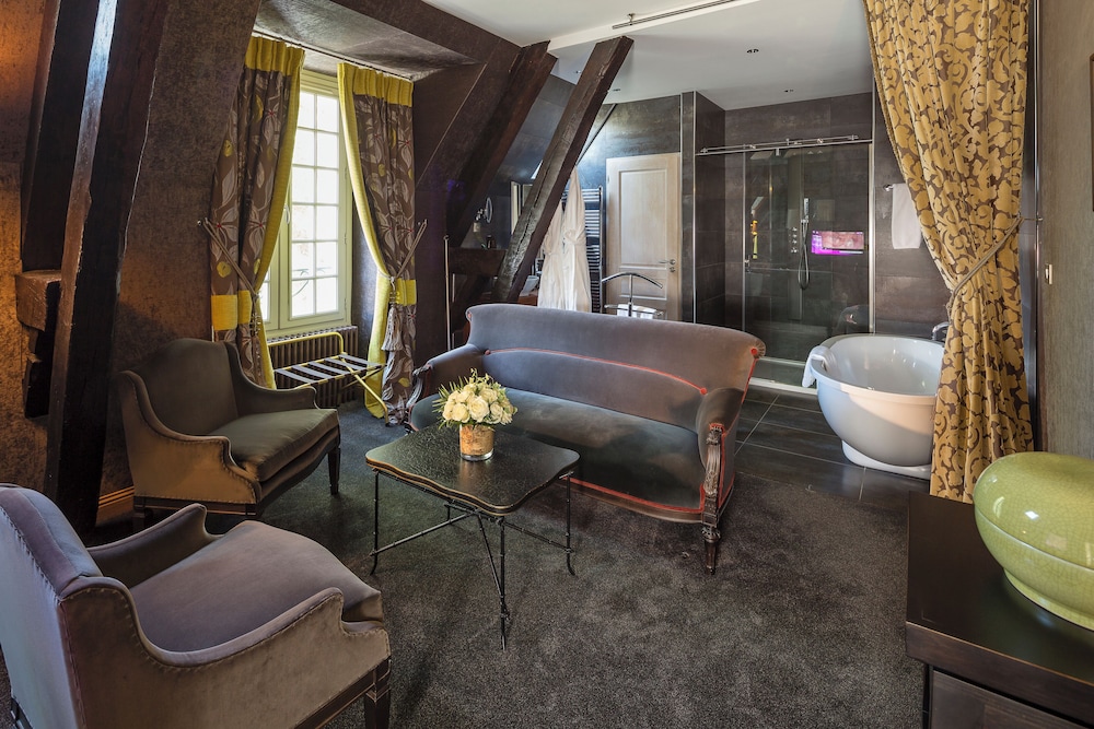 Suite (Prestige)