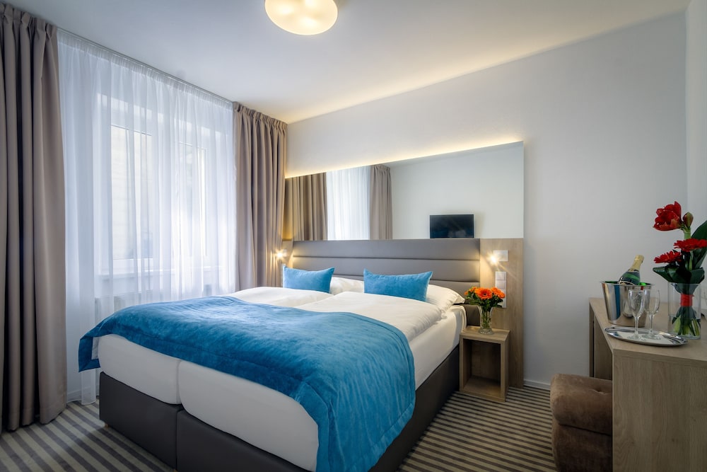 Standard Suite, 2 Bedrooms, Non Smoking