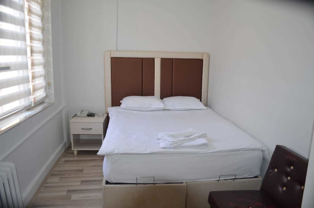 Classic Double Room Single Use photo 3