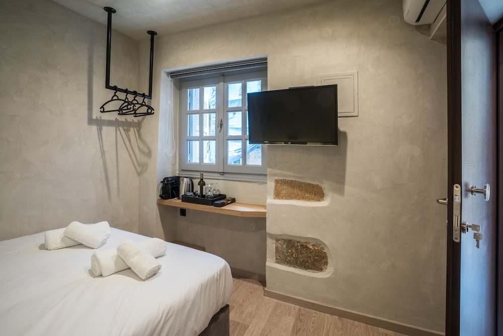 Double Room, Ground Floor (Budget) photo 1