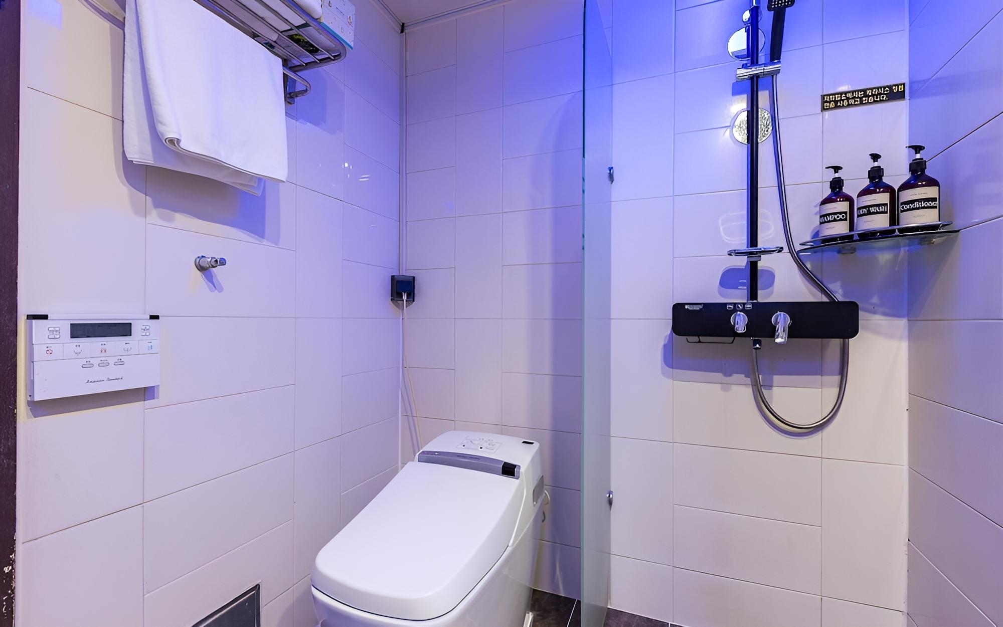 Room (VIP(Latest game PC Air purifier LG St) - Photo 5