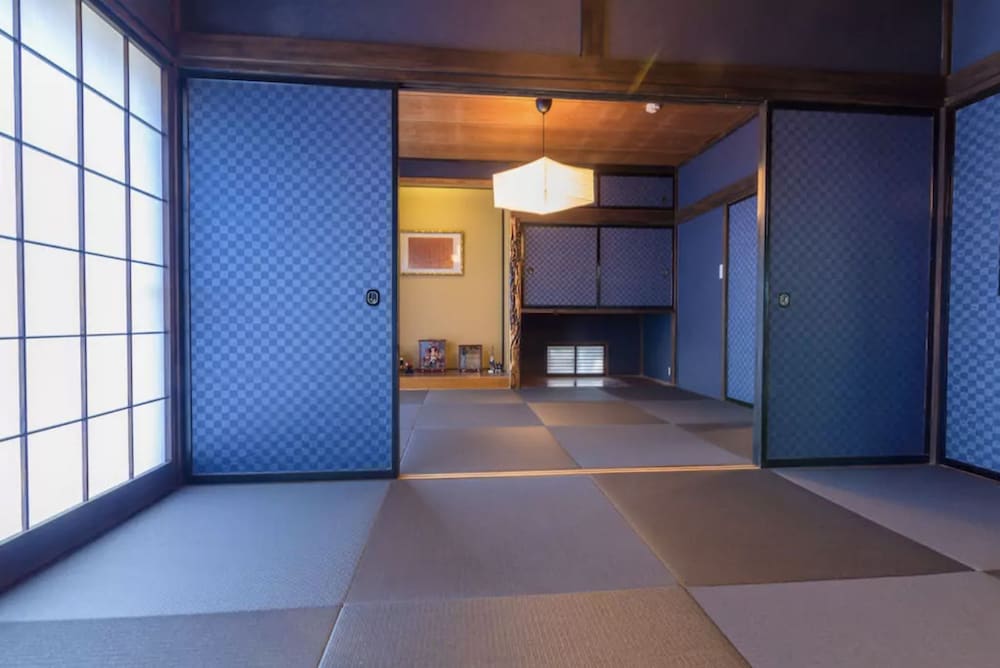Private Vacation Home - Photo 11