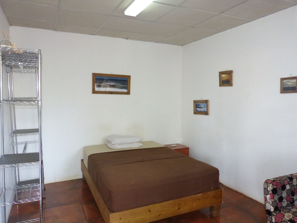 Standard Double Room, Shared Bathroom photo 1
