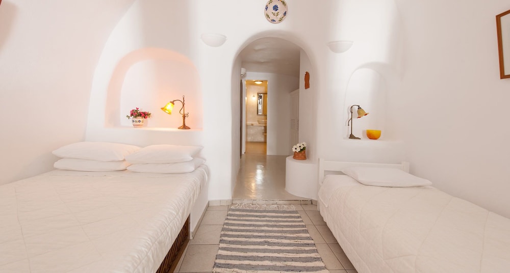 Family Villa, 2 Bedrooms (Cave)