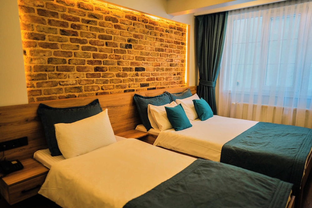 Family Triple Room, Multiple Beds photo 1