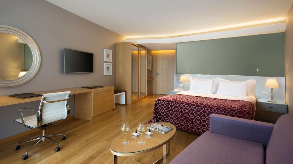 Grand Family Room, Sea View