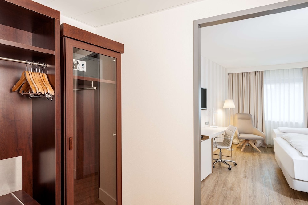 Superior Room (Extra Bed 2 adults + 1 child) - Photo 12