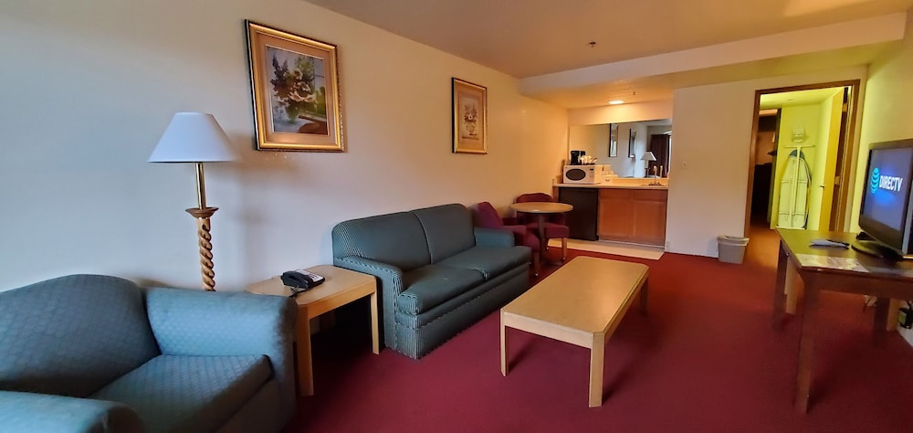 Executive Kitchenette Suite, 1 King Bed, 2 Queen Bed with Sofa Bed, Non Smoking photo 1