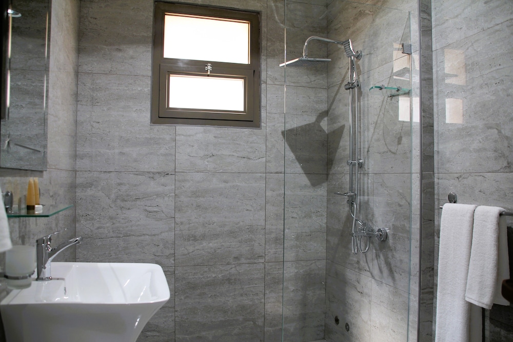 Family Suite - Photo 2