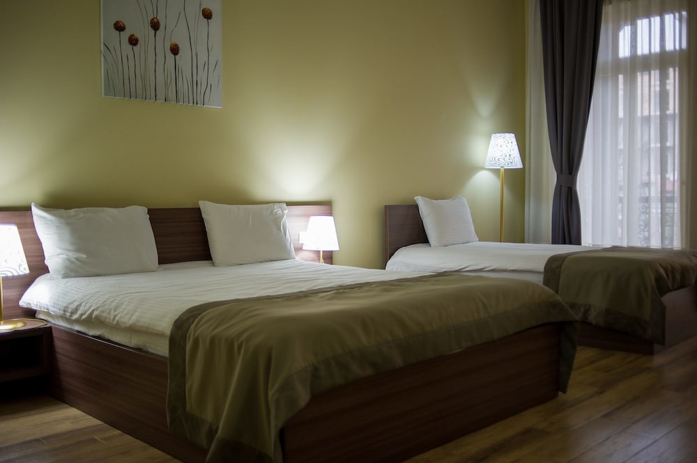 Family Triple Room photo 2
