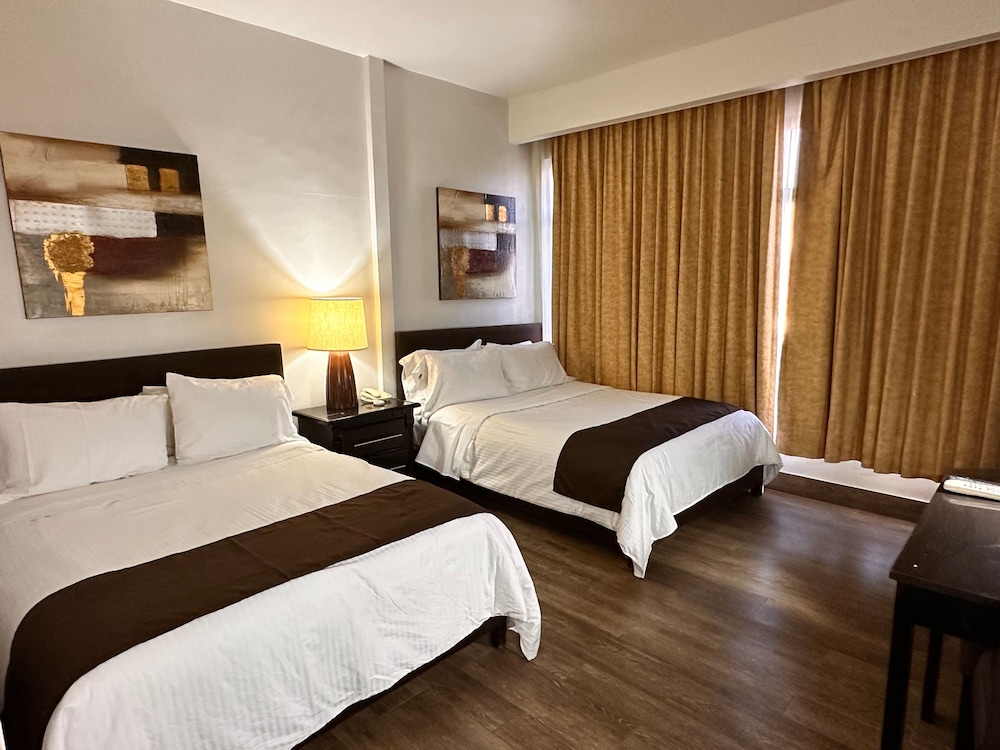 Basic Double Room, 2 Double Beds photo 1