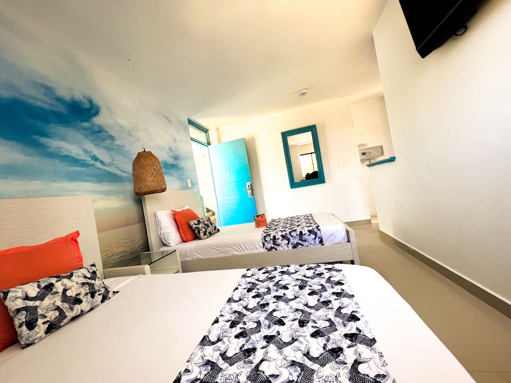 Deluxe Room - Photo 10