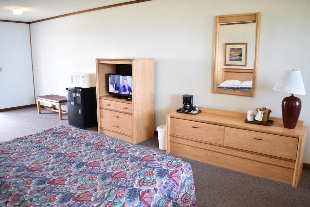 Elite Room, 1 King Bed, Balcony, Oceanfront photo 1