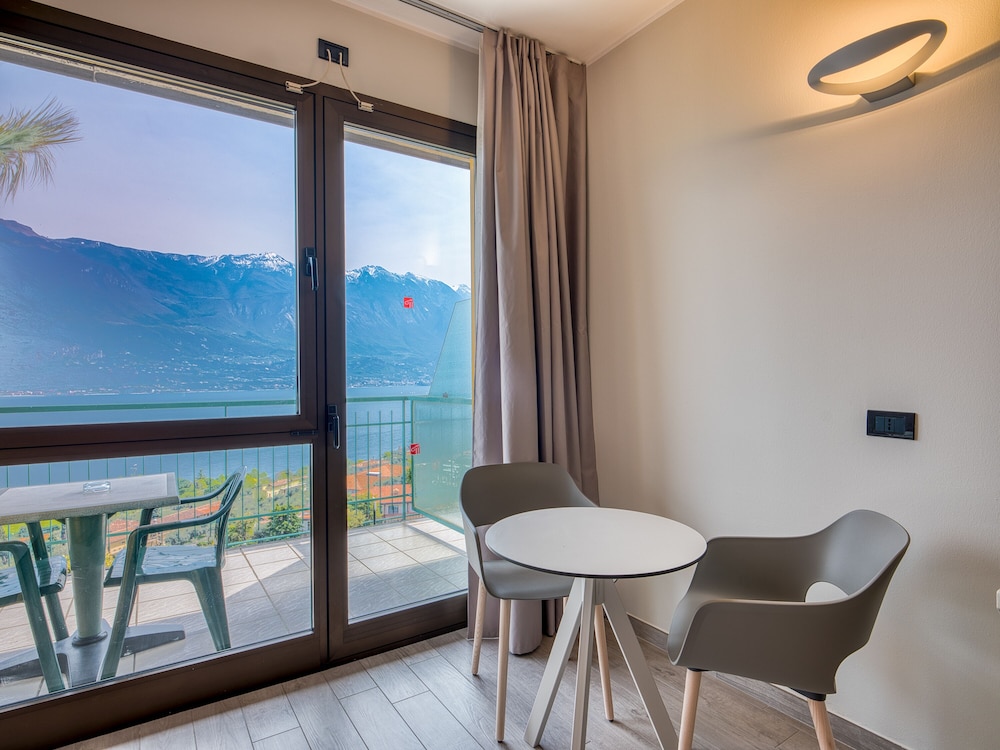 Panoramic Double or Twin Room - Photo 3