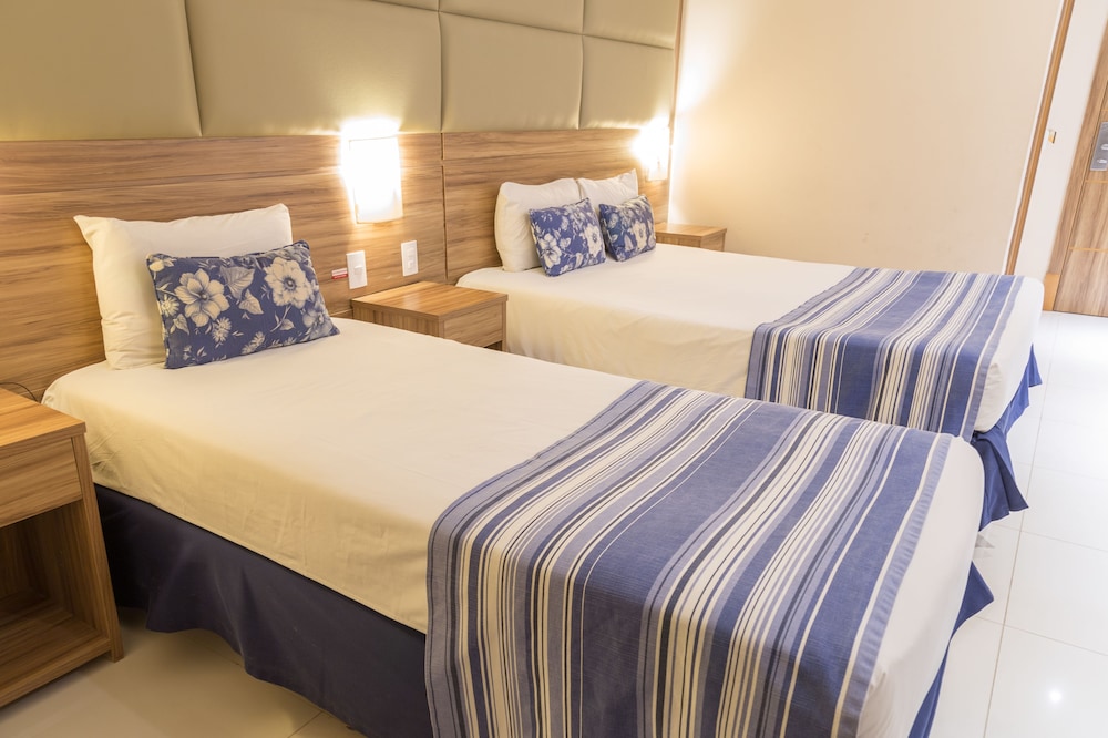 Deluxe Triple Room - Photo 2