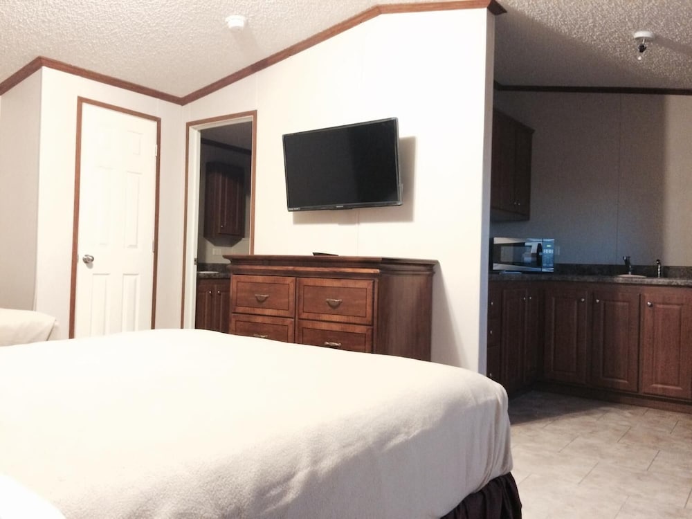 King Deluxe Suite photo 2
