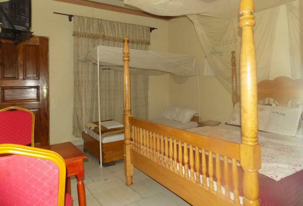 Comfort Twin Room photo 2