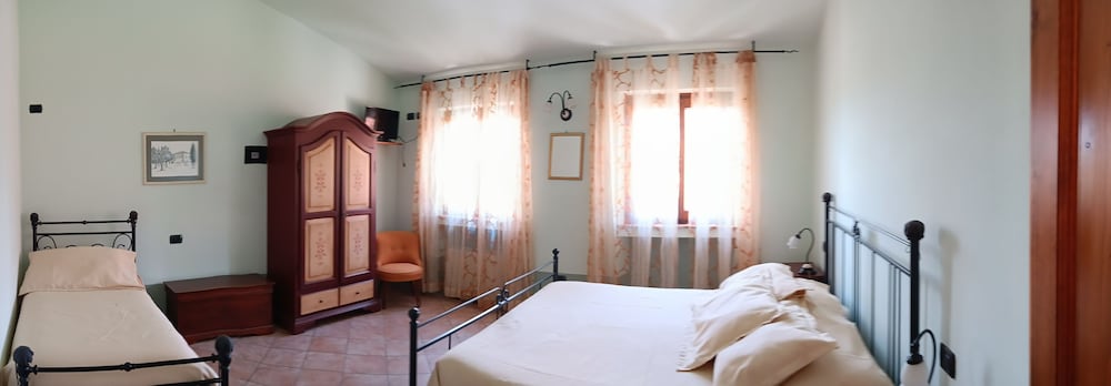 Apartment, 2 Bedrooms, Kitchen, Garden View photo 3