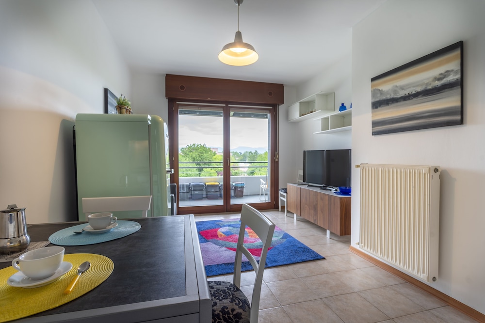 Apartment photo 1
