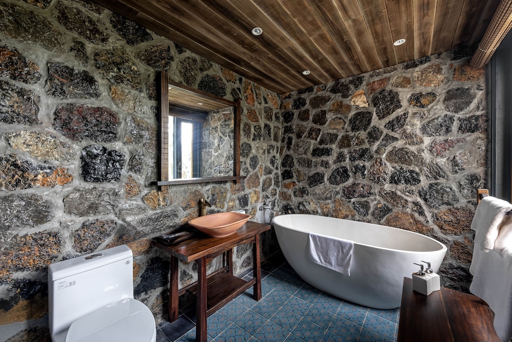 King Room, with Balcony photo 2