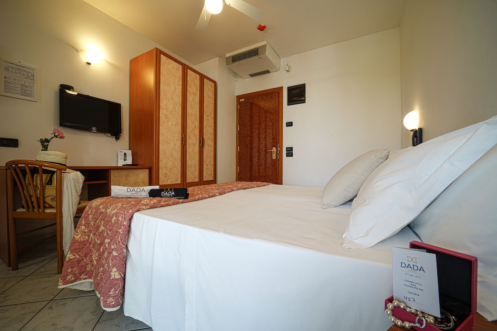 Classic Room - Photo 8